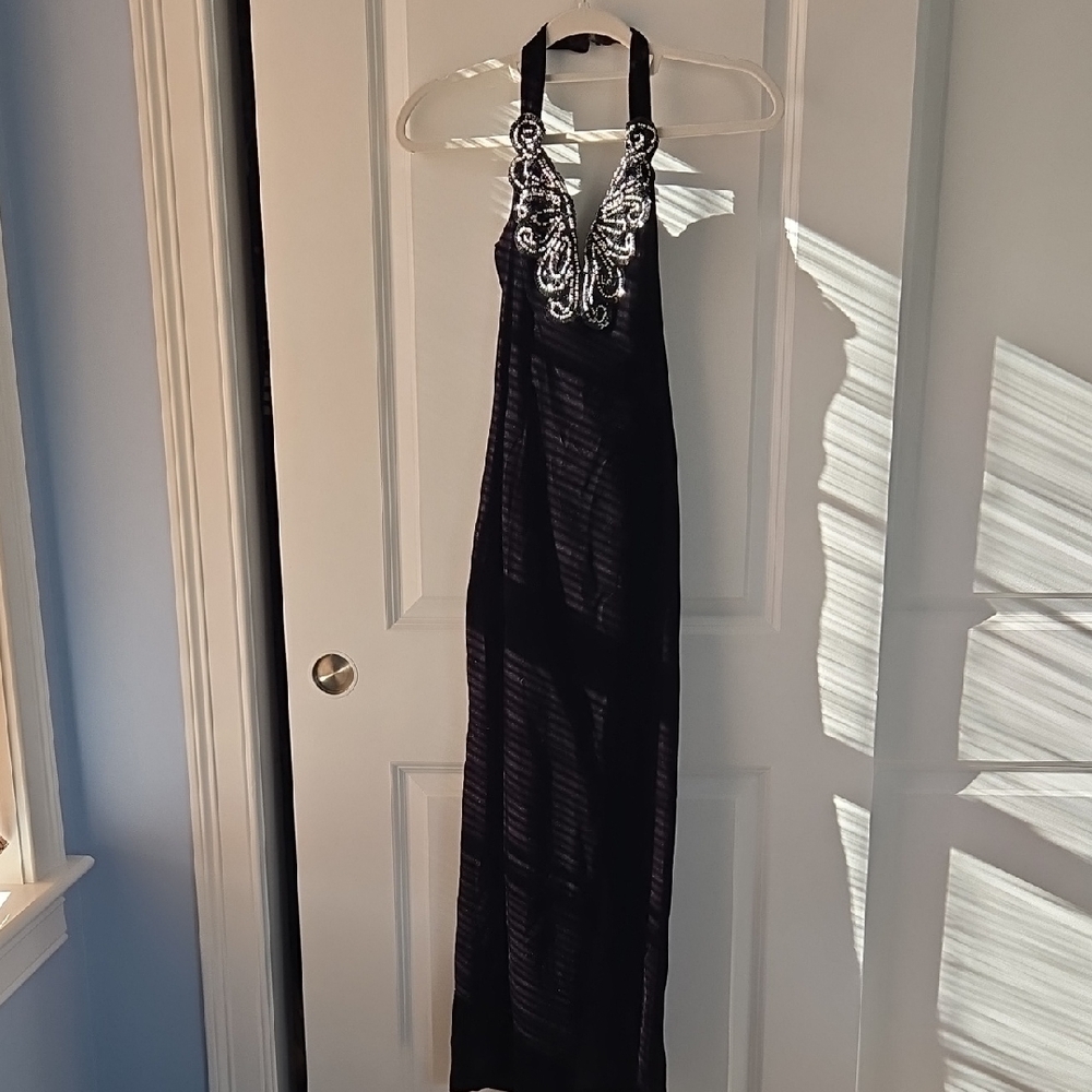 Elegant Velvet Long Black Halter Dress With Silver Bead Embellisments Jr. Size 5